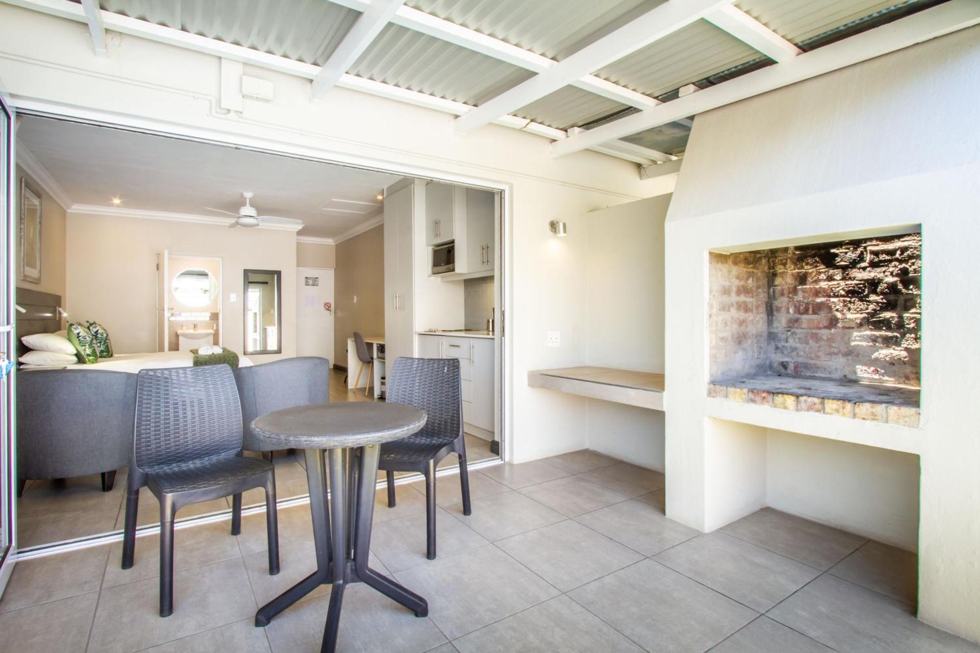 אאודטסהורן El Dorado Hotel And Self Catering מראה חיצוני תמונה